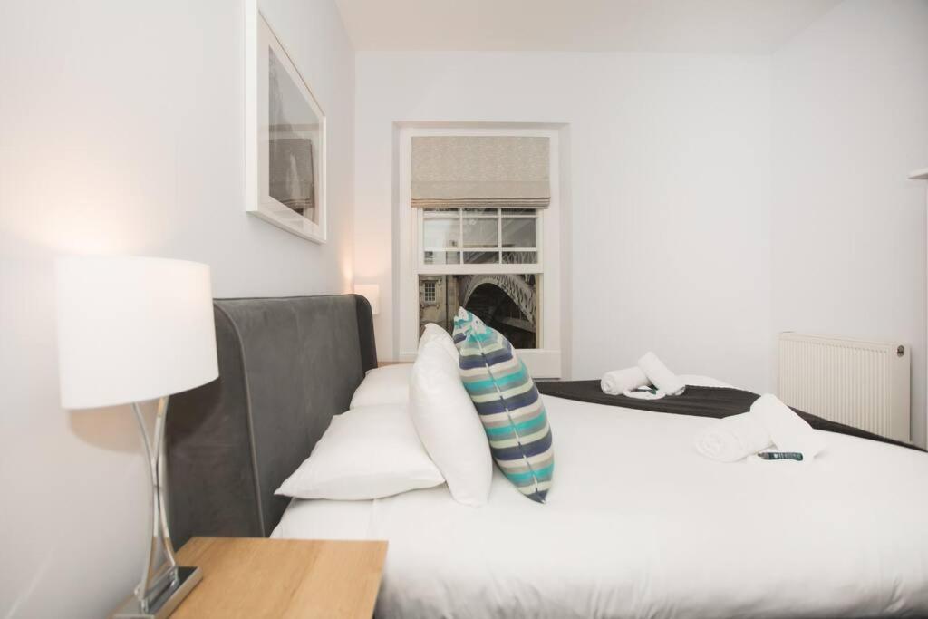 River View House Cleveland Bridge Bath Extérieur photo